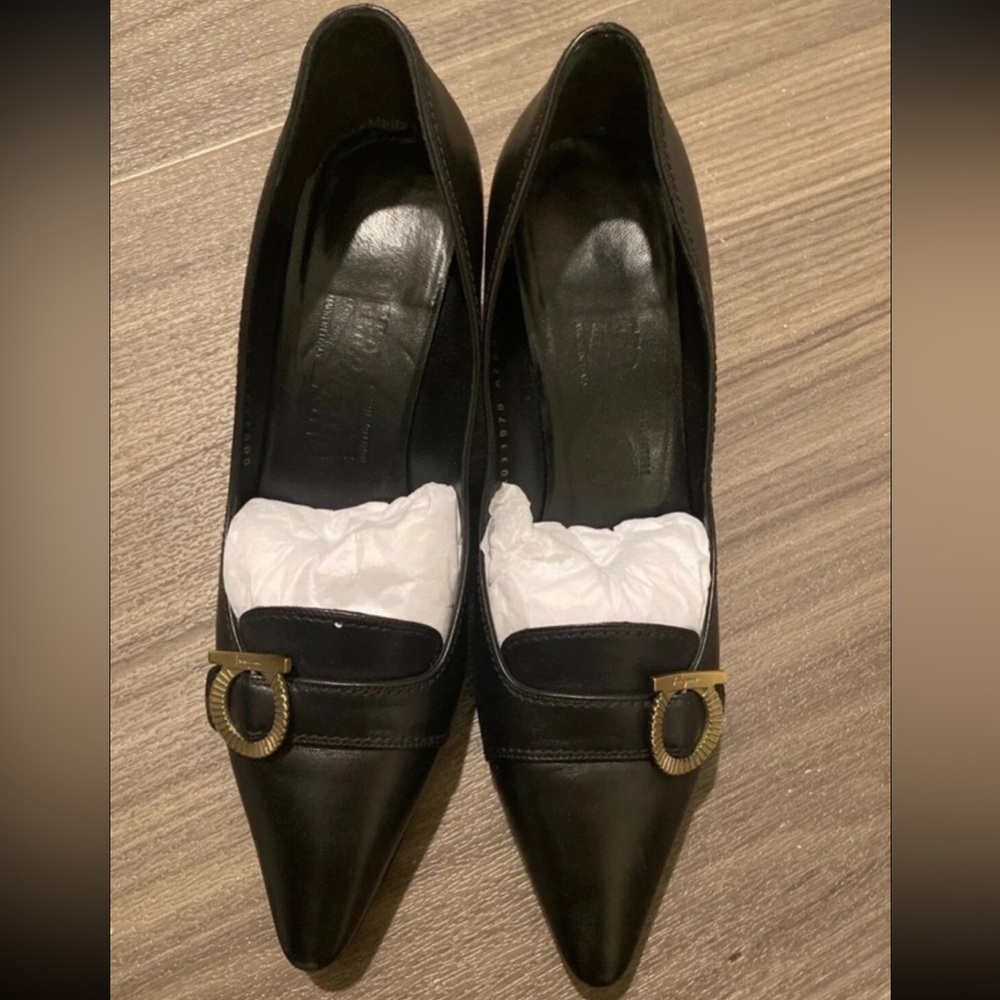 Salvatore Ferragamo Women’s Size 37 Black Leather Heel